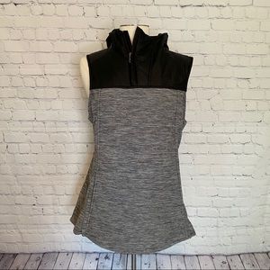 THE NORTH FACE black sleeveless pullover hoodie